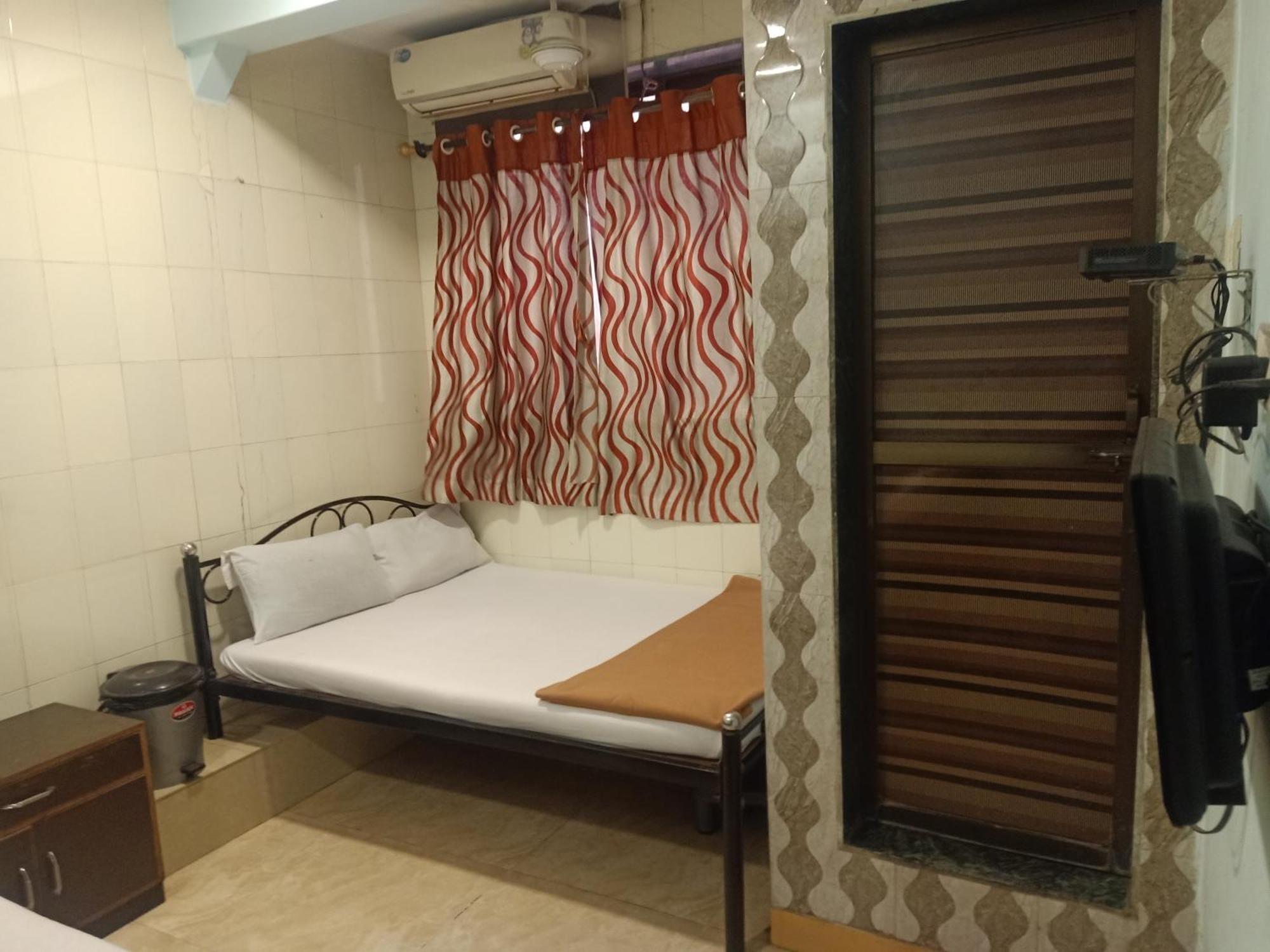 Hotel Central Inn Mumbai Phòng bức ảnh